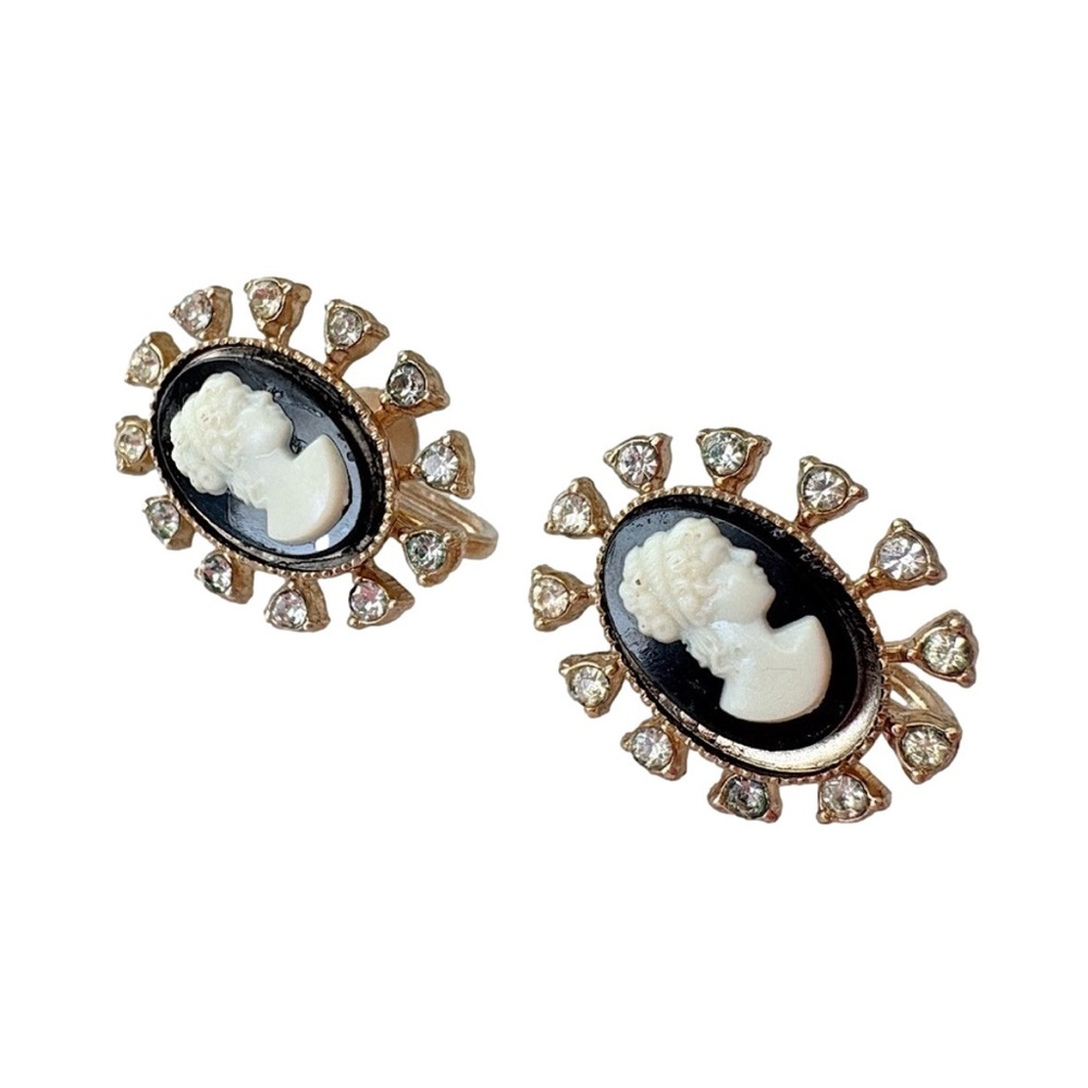 Vintage Black White Cabochon Rhinestone Gold Tone Screw Back Earrings